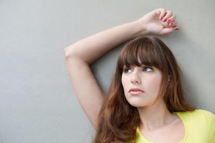 吊眼角的女人面相,吊眼角的女人不能娶吗?