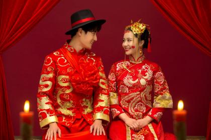 女人哪里有痣旺夫 这些旺夫痣不能点