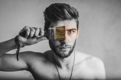男人左眉头有痣代表什么 男人右眉头有痣宜妻