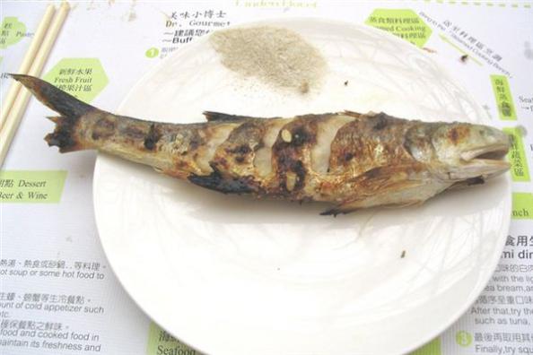 梦见吃鱼是什么意思 梦见吃鱼有什么预兆
