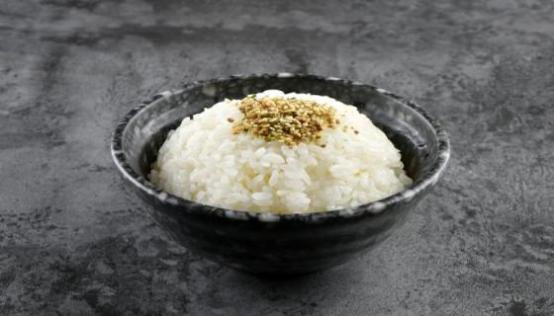 梦见自己吃了好多饭是什么意思
