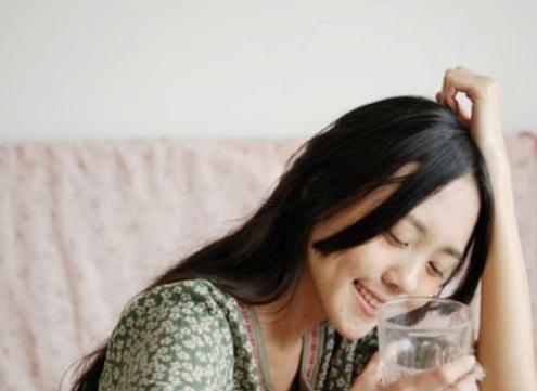 手相看财运准不准,手相看财运9个特征征