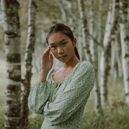 Louisa 女生英文名解析